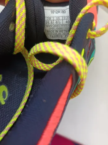 Used Asics Running Shoes bike — image 5 of 11