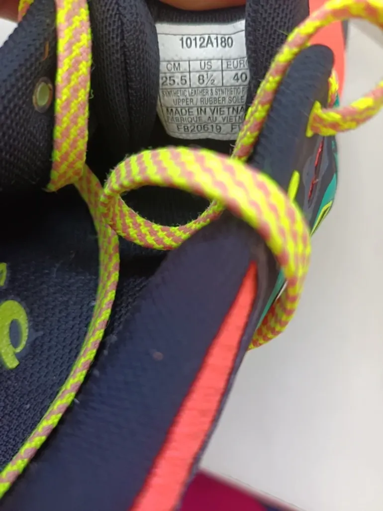 Used Asics Running Shoes bike — image 5 of 11