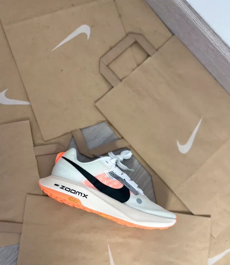 Used 100% Nike Zoomx Ultrafly Trail bike — image 8 of 8