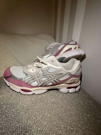 Asics Running Shoes Running Shoes usato