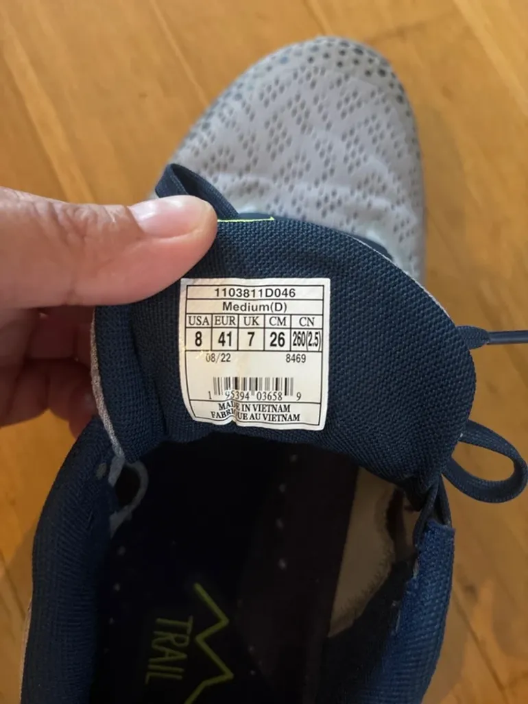 Used Brooks Running Shoes bike — image 5 of 5