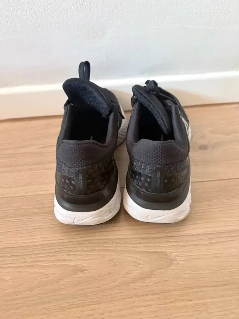 Nike React Infinity Run Flyknit bike usato — immagine 5 di 8