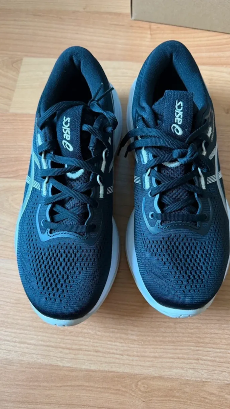 Asics Gel Cumulus 28 bike usato — immagine 4 di 10