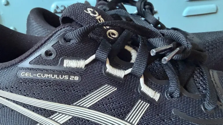 Asics Gel Cumulus 28 bike usato — immagine 2 di 10