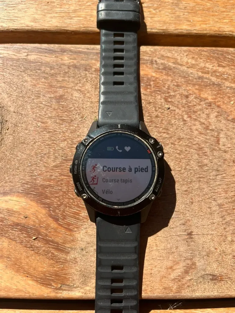 Used Garmin Fenix 6 Pro bike — image 3 of 3