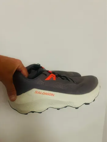 Salomon Ultra Glide Running Shoes usato