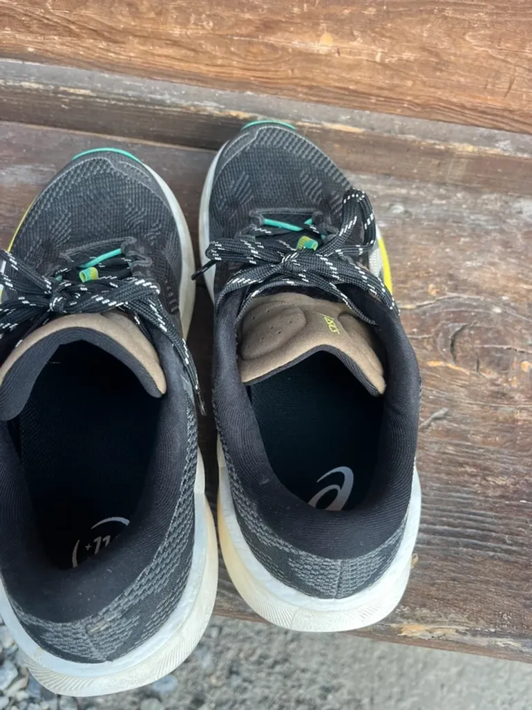 Used Asics Trabuco 14 bike — image 3 of 5