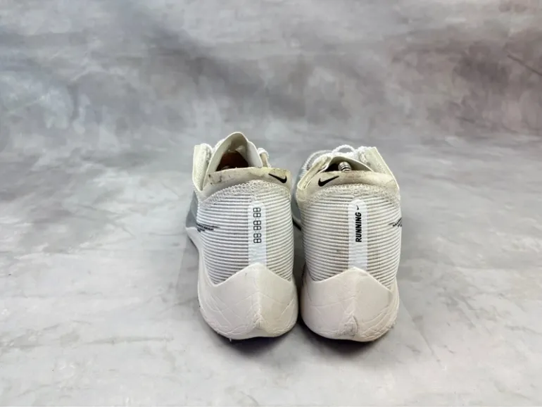 Używany Lightweight ZoomX Vaporfly Next% 2 bike — zdjęcie 10 z 12