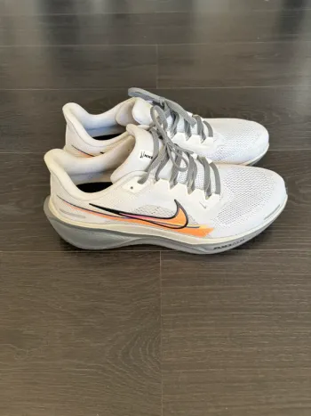 Pegasus 41 Running Shoes usato