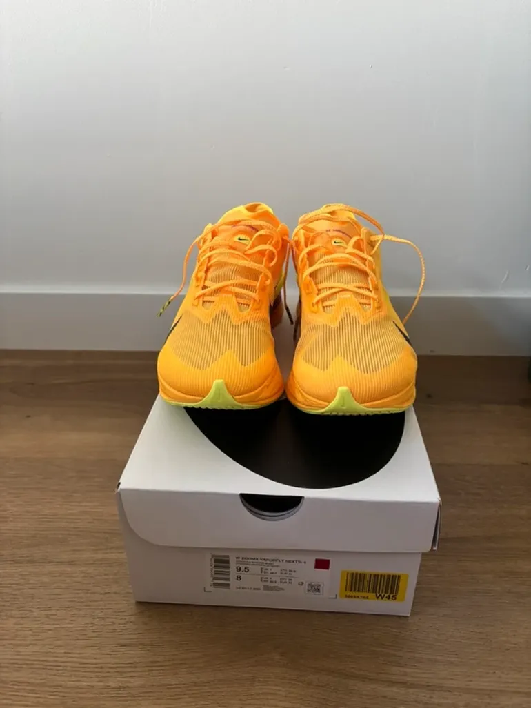 Used Nike ZoomX Vaporfly Next% 4 bike — image 2 of 6