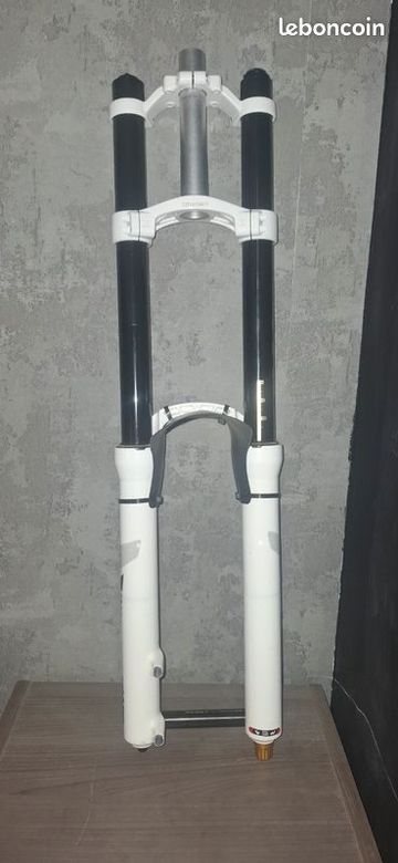 Brugt RockShox BoXXer Ultimate 2017 bike — billede 2 af 6