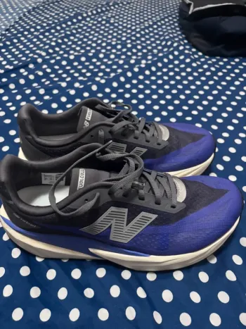 Używany New Balance Rebel V5 bike — zdjęcie 2 z 4