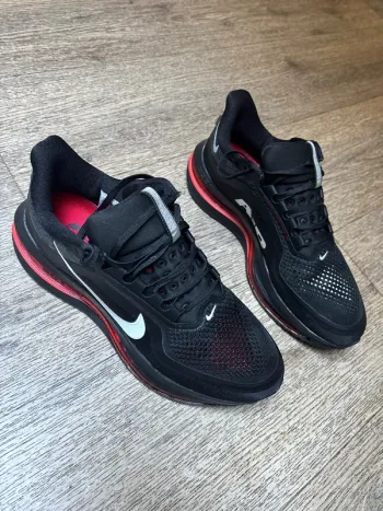 Pegasus Premium Running Shoes usato
