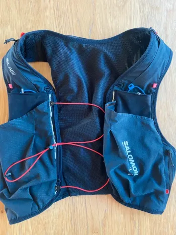 Použité Salomon Gilet d’hydratation bike — obrázek 4 z 5
