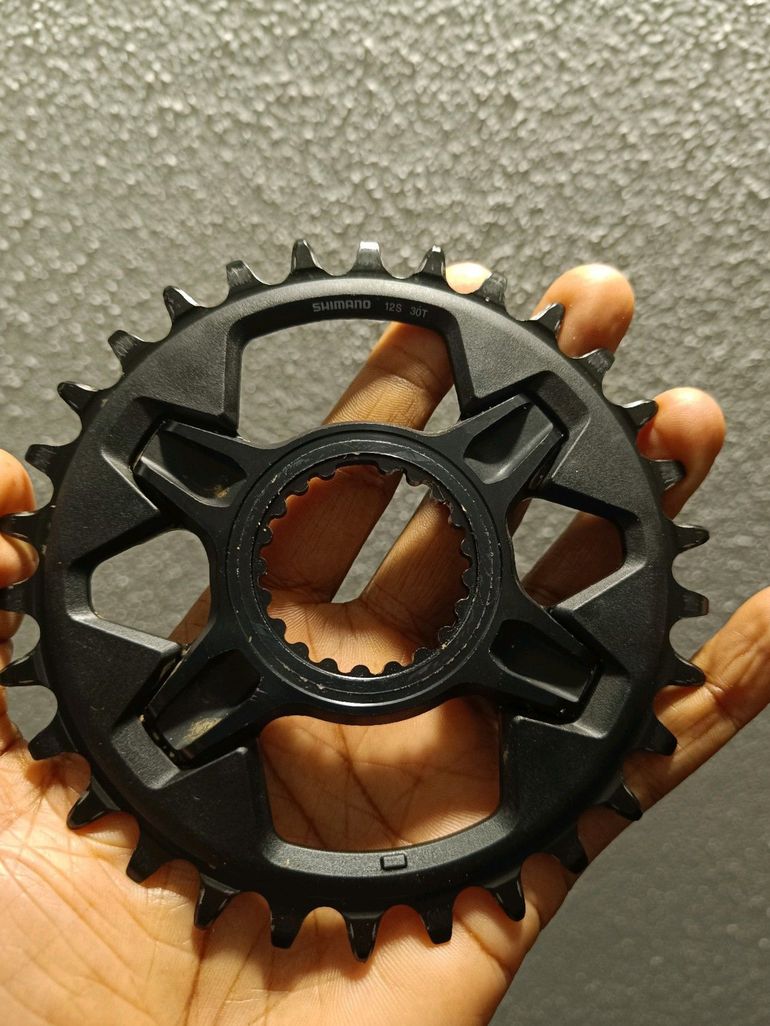 Used Shimano Deore Xt SM-CRM85 Direct Mount Chainring 30t 2025 bike — image 2 of 3
