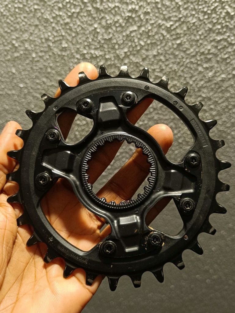 Used Shimano Deore Xt SM-CRM85 Direct Mount Chainring 30t 2025 bike — image 3 of 3