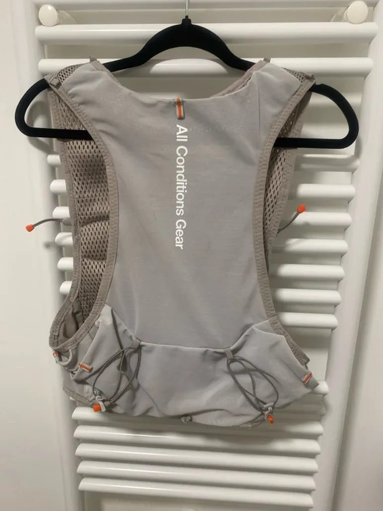 Brugt Nike ACG 5 L bike — billede 2 af 4