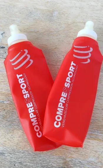 Compressport Trail running vest with 2 flasks bike de segunda mano — imagen 6 de 6
