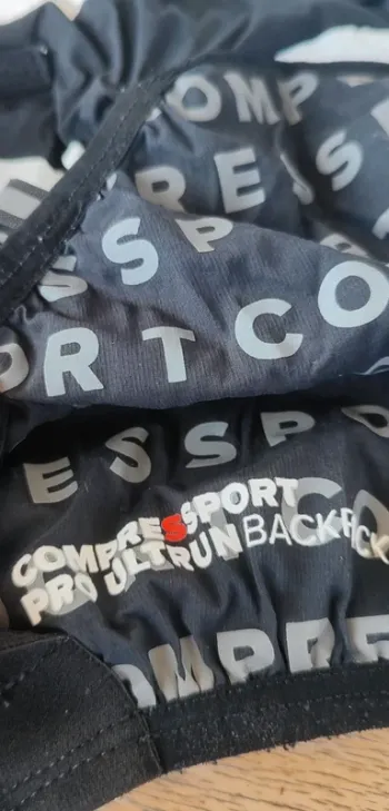 Compressport Trail running vest with 2 flasks bike de segunda mano — imagen 5 de 6