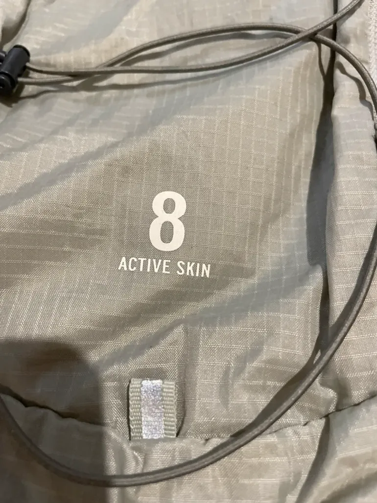 Käytetty Salomon Gilet d’hydratation bike — kuva 4 / 4