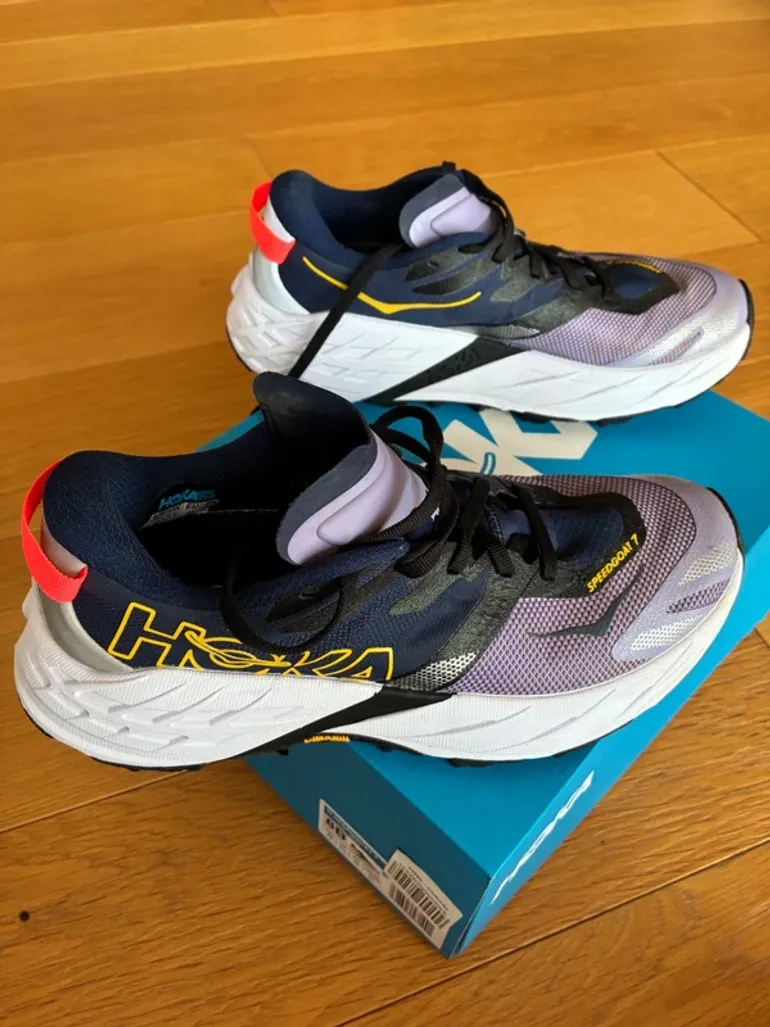 Used Hoka Speedgoat 7 bike — image 5 of 8