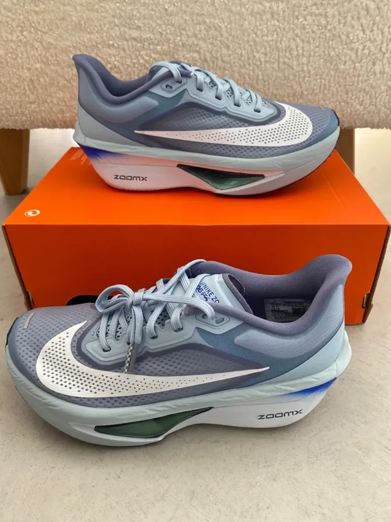 Used Nike Zoom Fly 6 bike — image 2 of 2