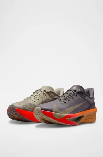 Used Nike Zoom Fly 6 Running Shoes