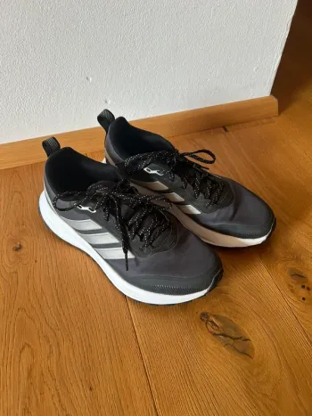 Brugt Adidas Runfalcon 5TR Running Shoes