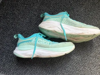 Brugt Hoka Skyflow Running Shoes