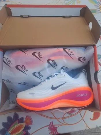 Brugt Nike Vomero Plus Running Shoes
