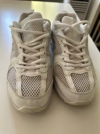 Brugt New Balance Sneaker Running Shoes