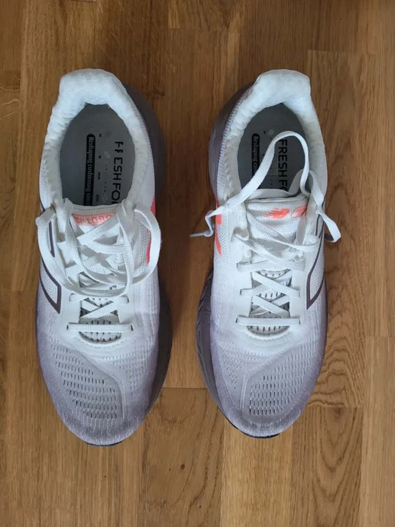 Used New Balance Sneakers bike — image 3 of 8
