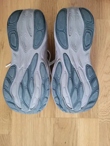 Used New Balance Sneakers bike — image 6 of 8