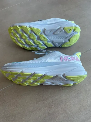 Used Hoka Laufschuhe bike — image 4 of 5