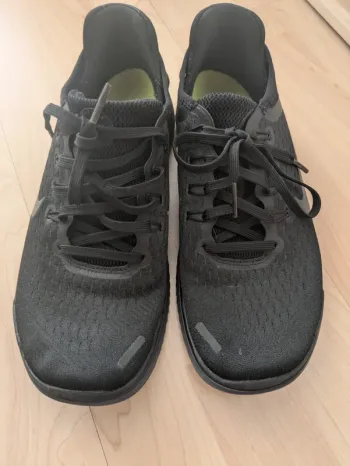 Używany Nike Run Free 2018 Running Shoes