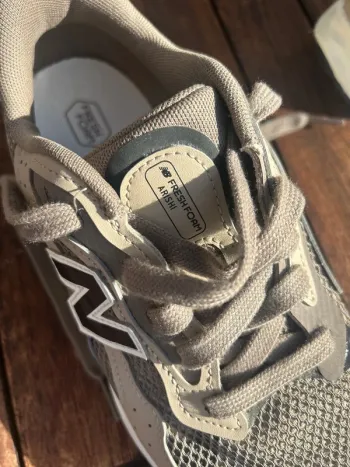 Used New Balance Arishi bike — image 7 of 7