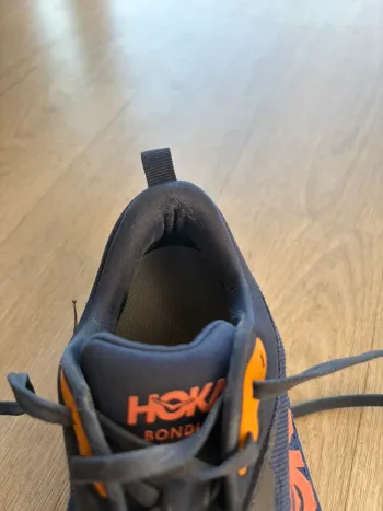 Tweedehands Hoka Bondi 8 bike — afbeelding 7 van 7