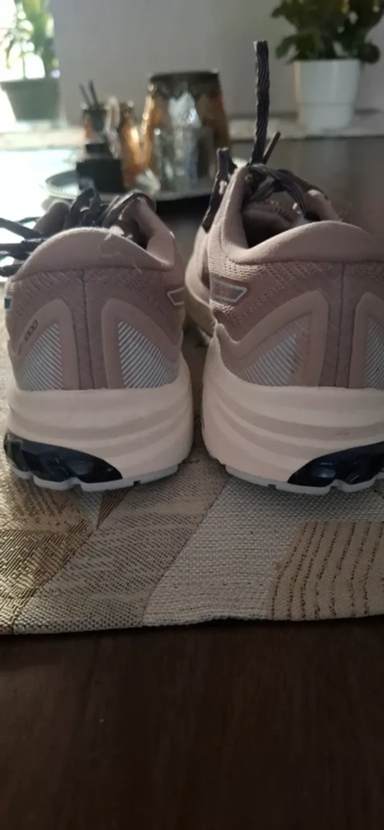 Tweedehands Asics Flytefoam bike — afbeelding 2 van 5