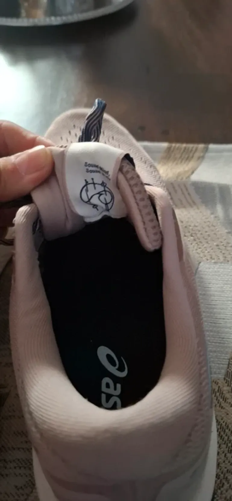 Tweedehands Asics Flytefoam bike — afbeelding 4 van 5