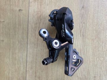 Gebrauchtes Shimano 105 RD-R7000 2022 Drivetrain & Pedals