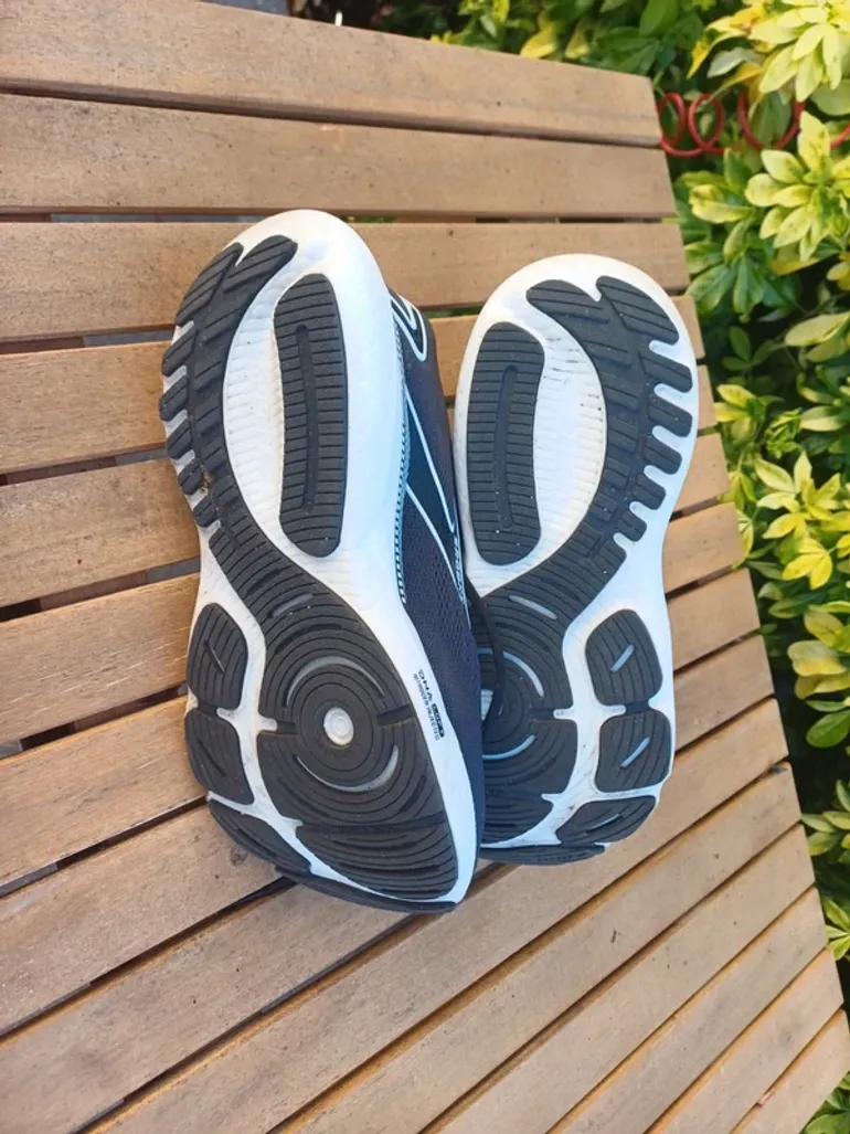 Used Brooks Glycerin 21 bike — image 4 of 4