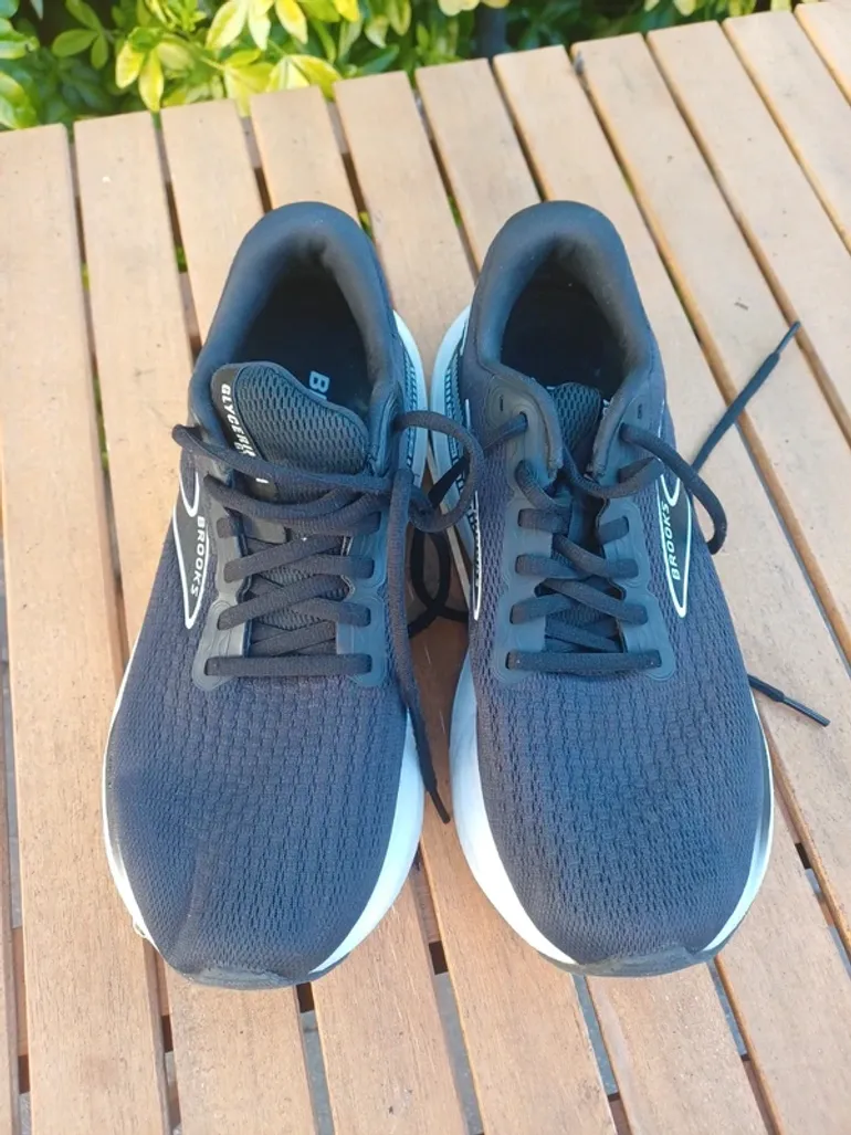 Used Brooks Glycerin 21 bike — image 3 of 4