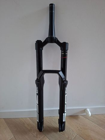 Tweedehands RockShox ZEB Ultimate Charger 3.1 RC2 2025 Fork