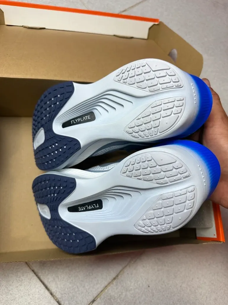 Used Nike Zoom Fly 6 bike — image 5 of 7
