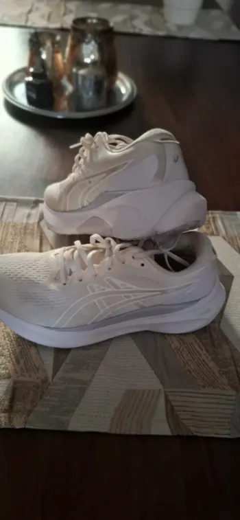 Used Asics 30 Puregel bike — image 10 of 12