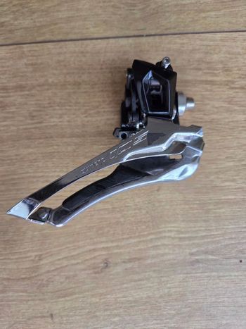 Brugt Shimano 105 FD-R7000 2022 Drivetrain & Pedals