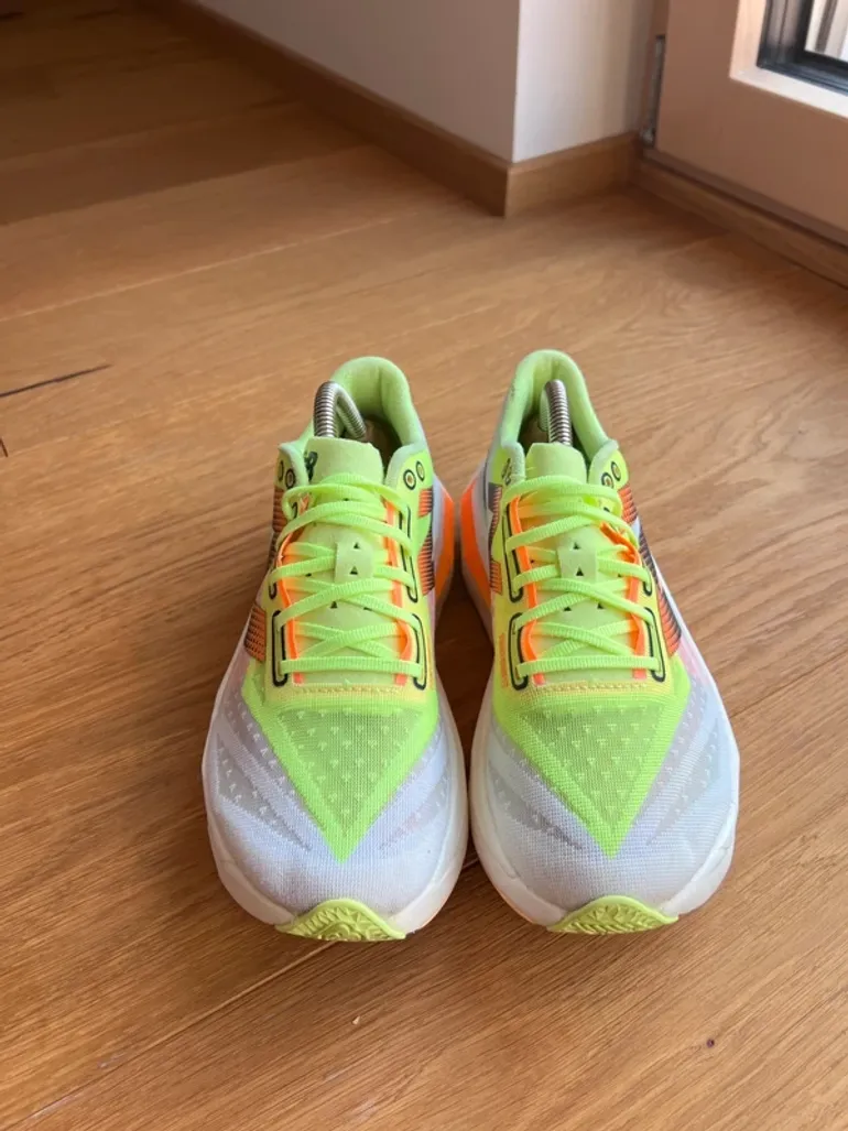 Tweedehands New Balance Fuelcell Supercomp Elite V4 bike — afbeelding 2 van 9