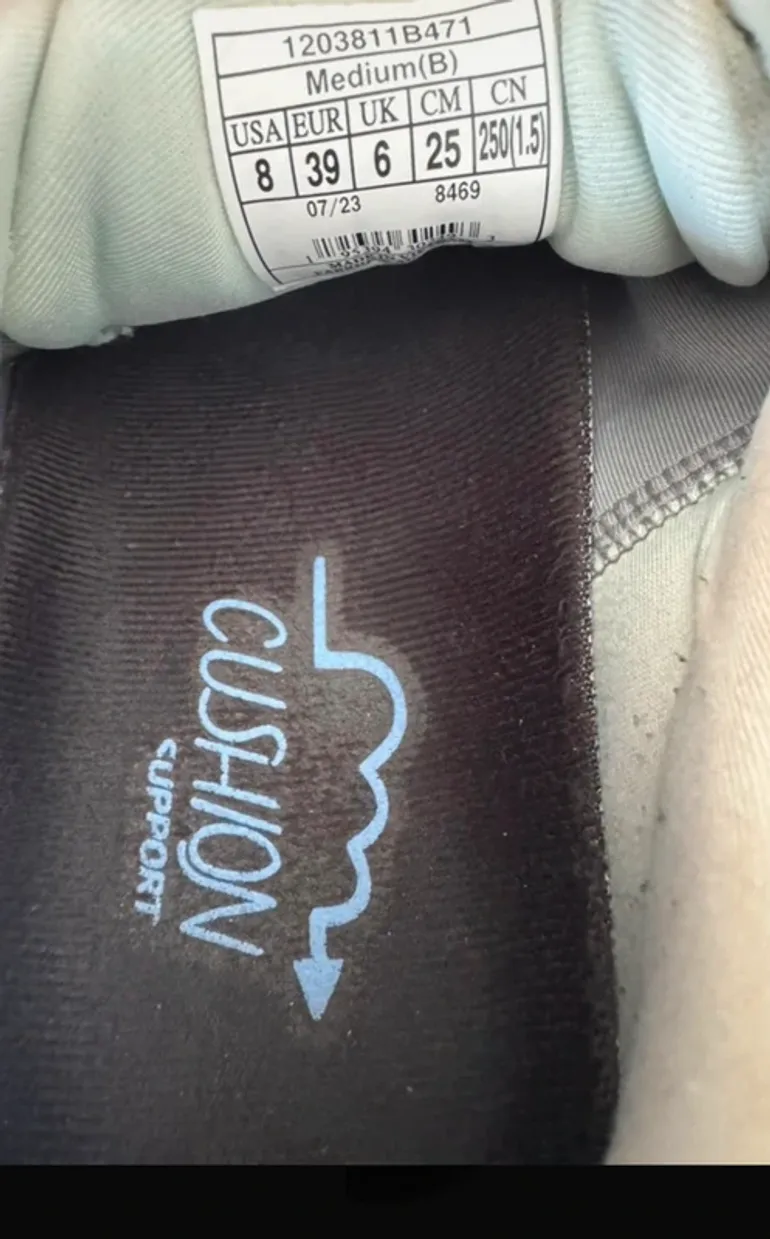 Used Brooks & Asics Running Shoes Lot bike — image 7 of 8