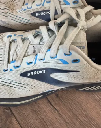 Used Brooks & Asics Running Shoes Lot bike — image 6 of 8
