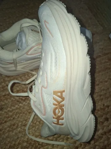 Käytetty Hoka Clifton 10 Running Shoes